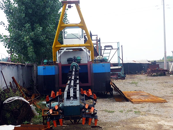 絞吸式挖泥船(chuán)