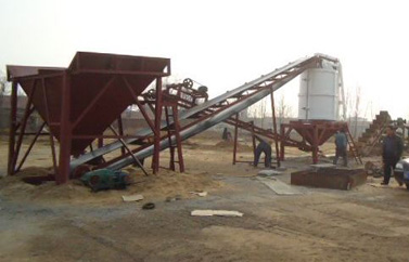 離(lí)心型制(zhì)砂機(jī)